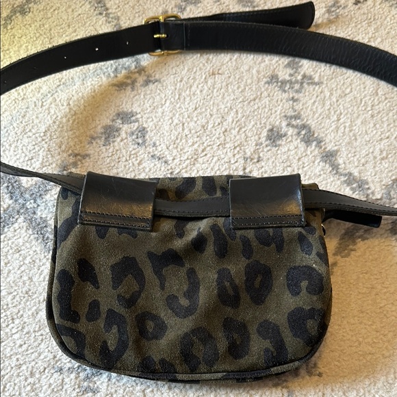 Clare V Fanny Pack in Army Pablo Cat Suede (rare) GUC - Picture 2 of 4